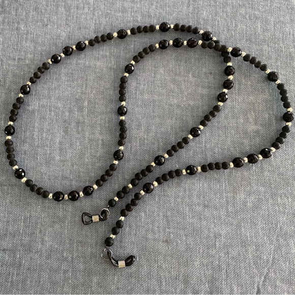 Eyeglass chain, black onyx and silver. New, 28 inches in length. - Picture 7 of 9
